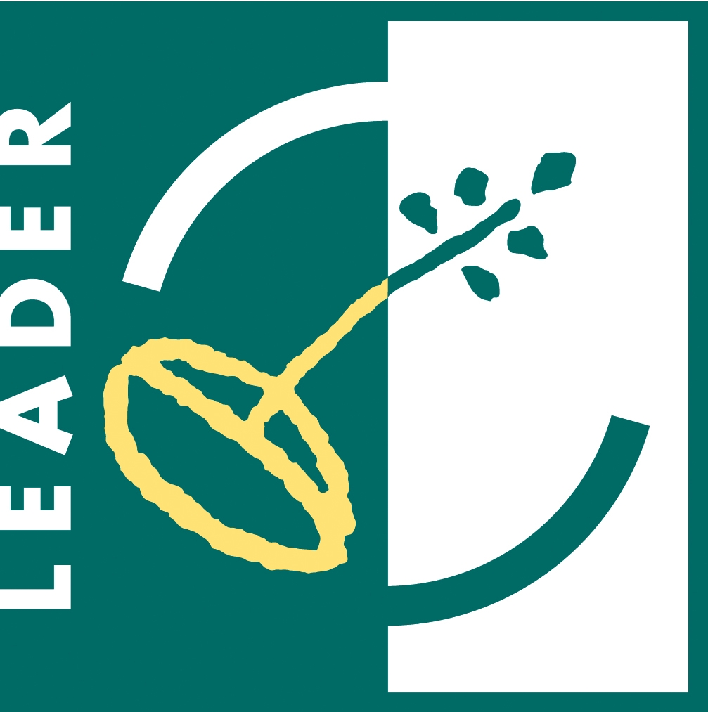 LEADER-Logo. LEADER steht für 'Liaison Entre Actions de Développement de l'Économie Rurale' (Verbindung zwischen Aktionen zur Entwicklung der ländlichen Wirtschaft) des Europäischen Landwirtschaftsfonds für die Entwicklung des ländlichen Raums.